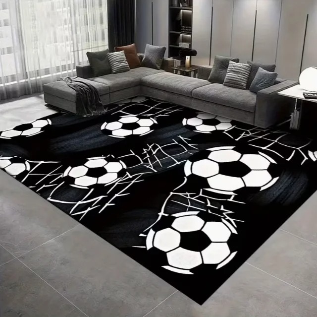 Black and White Football Ball  - Kitchen Appliances White 评论和价格
